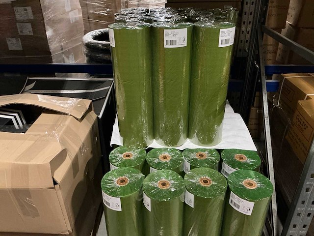 Partij verpakkingspapier voor bloemen apelgroen 32 g/m2 fsc mix 60cm 12kg (37x) - afbeelding 1 van  4