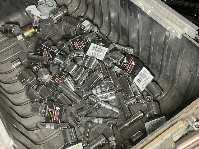 Partij verschillende doppen - afbeelding 1 van  3