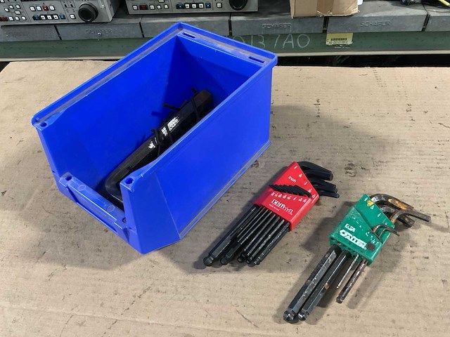 Partij verschillende inbussleutels - afbeelding 4 van  4