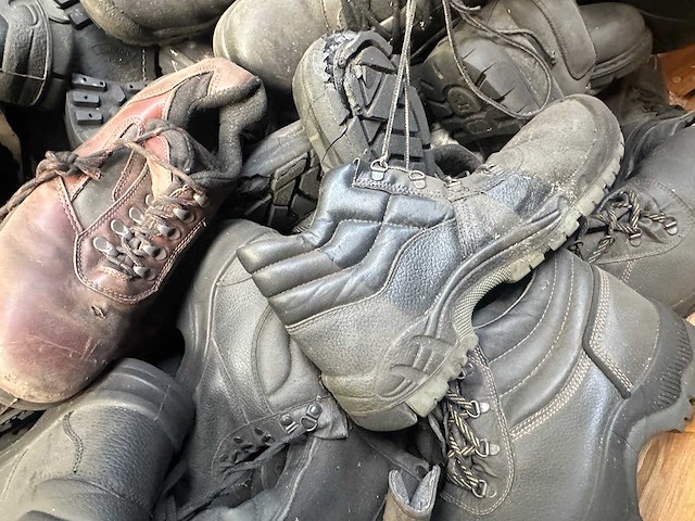 Partij verschillende schoenen - afbeelding 4 van  4