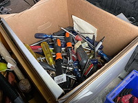 Partij verschillende schroevendraaiers - afbeelding 1 van  3