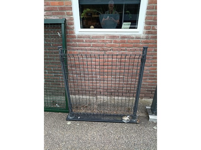 Partij verschillende stalen tuinpoorten - afbeelding 10 van  12