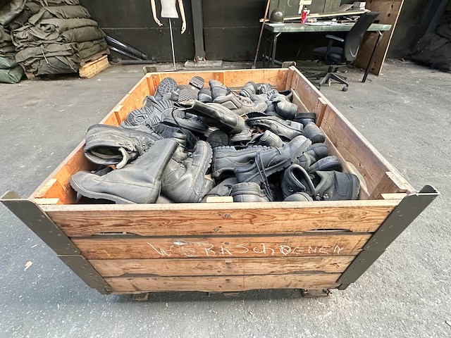 Partij verschillende werkschoenen - afbeelding 4 van  4