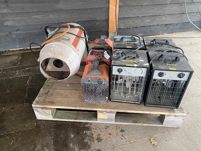 Partij verwarmingskachels - afbeelding 1 van  3