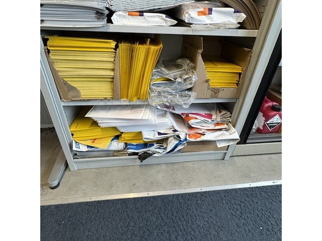 Partij verzendzakken en enveloppen, dhl, tnt en fed ex - afbeelding 2 van  3