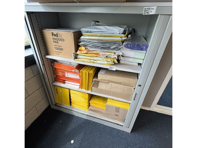 Partij verzendzakken, enveloppen en dozen, dhl, tnt en fed ex - afbeelding 3 van  7