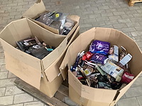 Partij verzorging artikelen - afbeelding 2 van  3