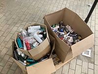 Partij verzorgingsartikelen - afbeelding 1 van  3