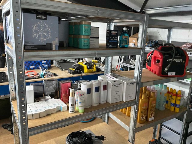 Partij verzorgingsproducten - afbeelding 8 van  8