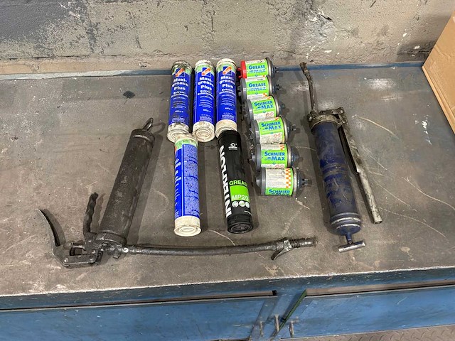 Partij vetspuiten en vetpatronen - afbeelding 2 van  6