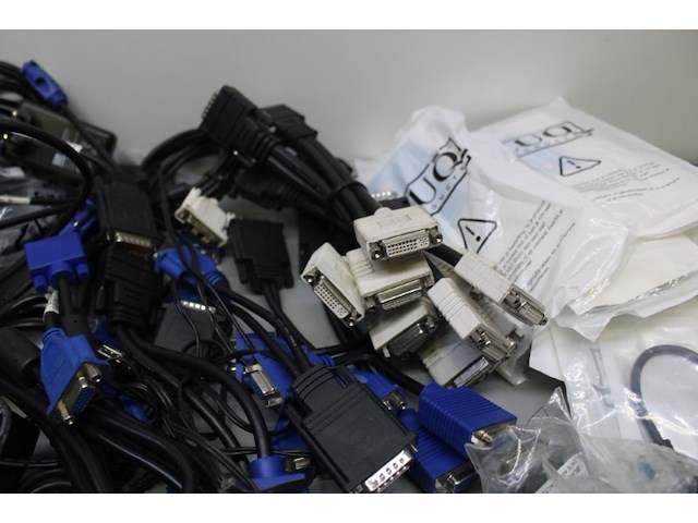 Partij vga en dvi kabels en toebehoren - afbeelding 2 van  11
