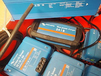 Partij victron energy inverters, dc chargers, en "battery protect" - afbeelding 5 van  7