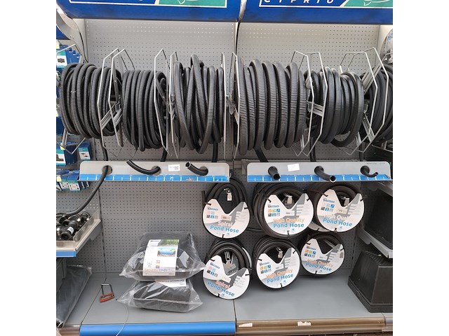 Partij vijver benodigdheden o.a. superfish - afbeelding 1 van  15