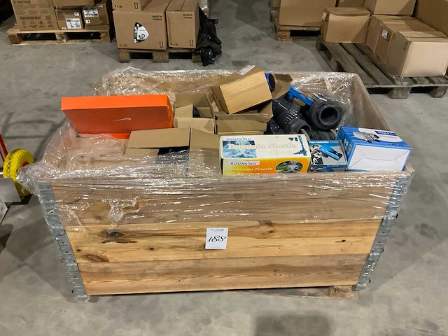 Partij vijverbenodigdheden - afbeelding 1 van  5