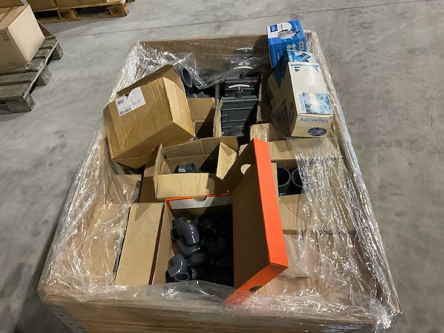 Partij vijverbenodigdheden - afbeelding 2 van  5