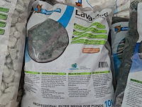 Partij vijvergrind en filtermateriaal o.a. zeolite, superfish - afbeelding 6 van  11