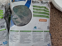 Partij vijvergrind en filtermateriaal o.a. zeolite, superfish - afbeelding 7 van  11