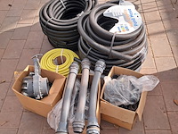 Partij vijverslangen en toebehoren o.a. superfish - afbeelding 1 van  13