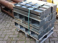 Partij vijzelblokken - 16 stuks - afbeelding 1 van  4