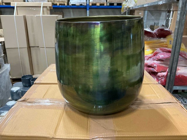 Partij vintage green planter large h30xø27cm (16x) - afbeelding 1 van  5