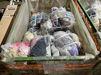 Partij vintage kleding - afbeelding 1 van  2