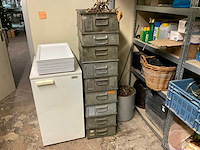 Partij vintage magazijnbakken, 9 stuks - afbeelding 1 van  3