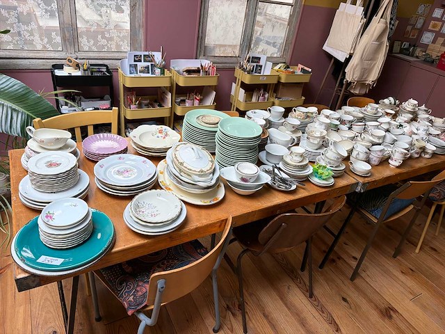 Partij vintage servies, glaswerk - afbeelding 1 van  12