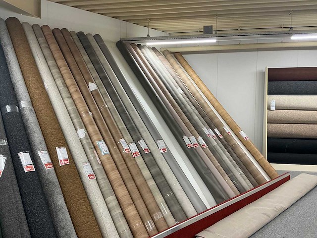 Partij vinylvloer rollen - afbeelding 1 van  4