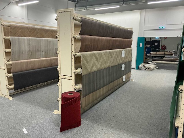 Partij vinylvloer rollen - afbeelding 1 van  4