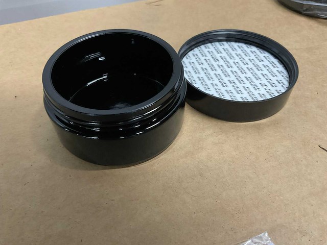 Partij violet glazen potjes met schroefdeksel en glazen pipetjes - afbeelding 4 van  9