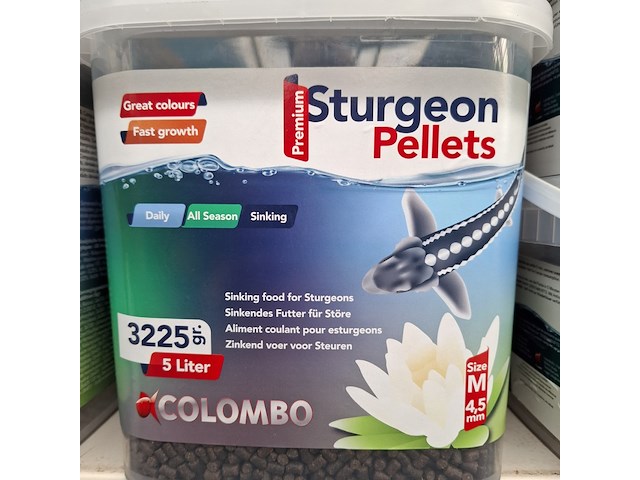 Partij visvoer o.a. colombo, hikari - afbeelding 3 van  46