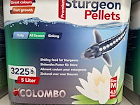 Partij visvoer o.a. colombo, hikari - afbeelding 5 van  46