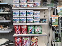 Partij visvoer o.a. colombo, hikari - afbeelding 1 van  46