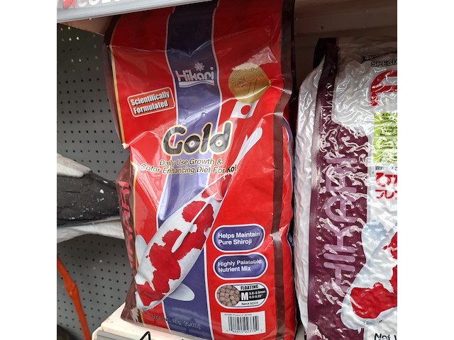 Partij visvoer o.a. colombo, hikari - afbeelding 15 van  46