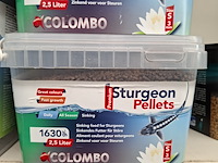 Partij visvoer o.a. colombo, hikari - afbeelding 26 van  46