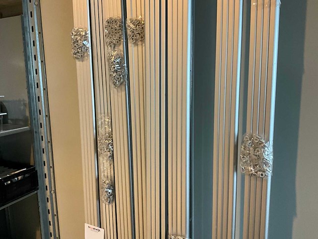 Partij vitrages met rails - afbeelding 7 van  9