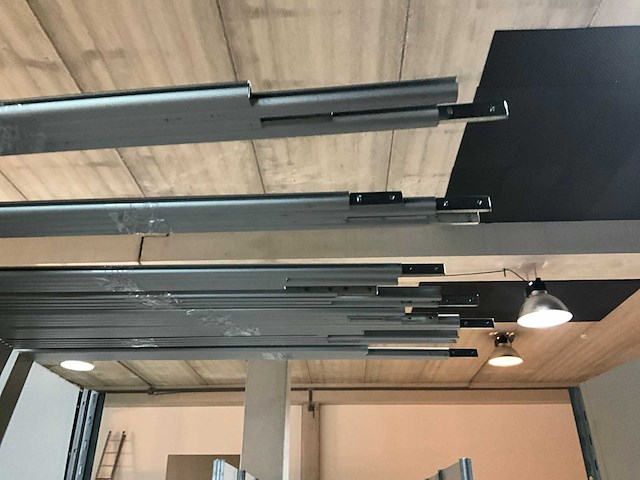 Partij vitrages met rails - afbeelding 9 van  9