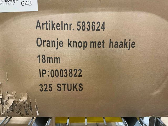 Partij vlaggenstokken en oranje knop - afbeelding 5 van  8