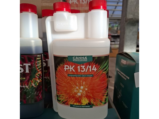 Partij vloeibare meststoffen canna - afbeelding 3 van  31