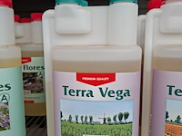 Partij vloeibare meststoffen canna - afbeelding 5 van  31