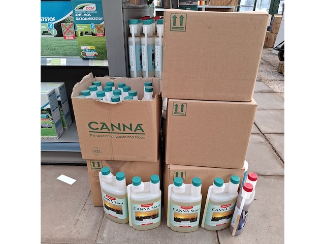 Partij vloeibare meststoffen canna - afbeelding 22 van  31