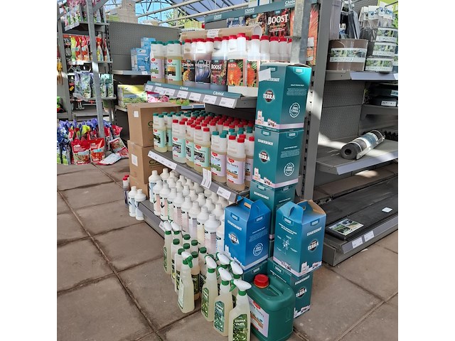 Partij vloeibare meststoffen canna - afbeelding 12 van  31