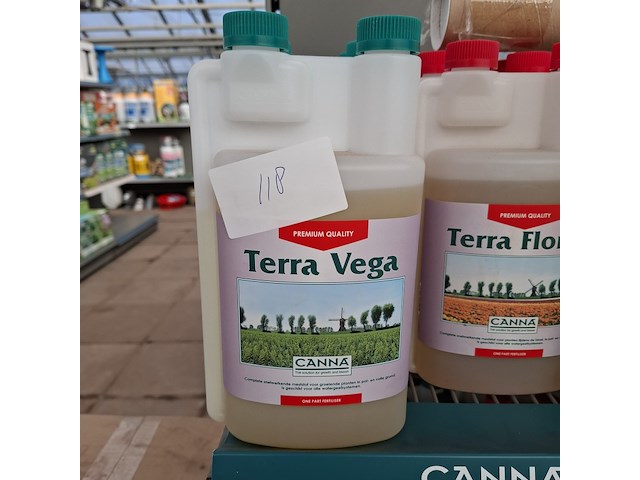Partij vloeibare meststoffen canna - afbeelding 27 van  31