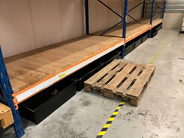 Partij vloeistof opvangbakken - afbeelding 4 van  5