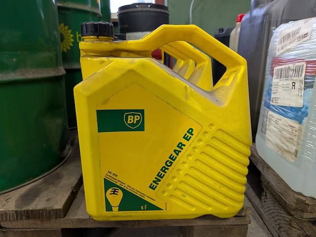 Partij vloeistoffen op 3x pallet o.a. shell, bp - afbeelding 7 van  31