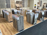 Partij vloer samples met houder - afbeelding 7 van  9