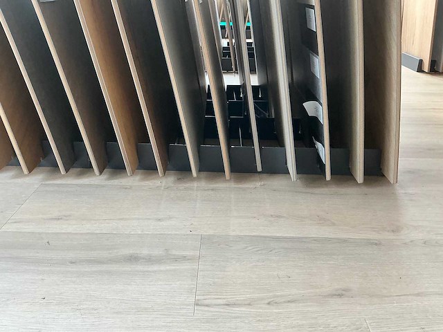 Partij vloer samples met houder - afbeelding 3 van  4