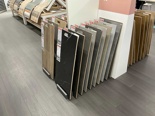 Partij vloer samples met houders pvc/laminaat/parket - afbeelding 10 van  11