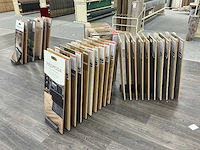 Partij vloer samples met houders - afbeelding 6 van  7
