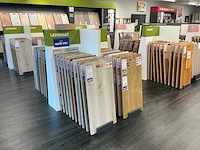 Partij vloer samples met houders - afbeelding 1 van  15